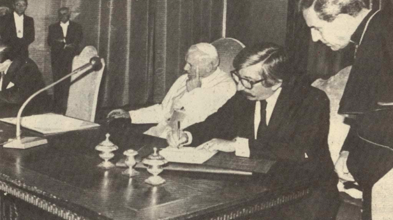 Siganture du traité de paix entre l'Argentine et le Chili au Vatican, le 29 novembre 1984